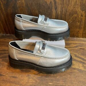 Dr Martens Penton ll Quad Metallic Loafer W 10 / M9 Silver Leather Shoe Platform